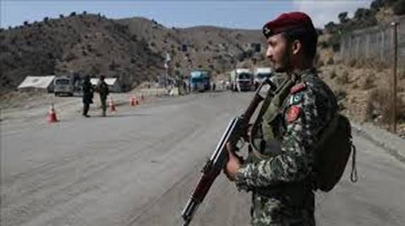 between Pakistan and Afghanistan ...