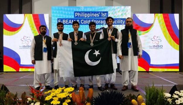Pakistani students pose for camera after winning medals at the first International Nuclear Science Olympiad (INSO-2024) held in the Philippines from August 1 to 6, 2024. &mdash; APP