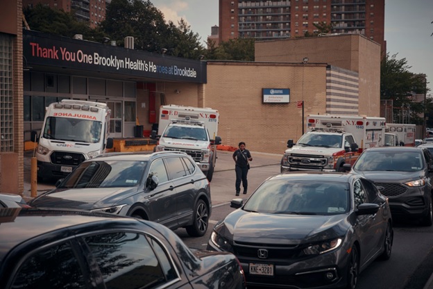 A group of cars parked in a parking lot AI-generated content may be incorrect.