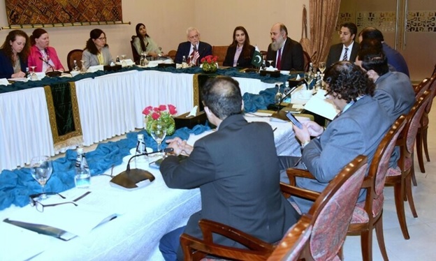 Commerce Minister Jam Kamal Khan meets with  US Chamber of Commerce and the US-Pakistan Business Council (USPBC), May 6, 2025. &mdash; PID