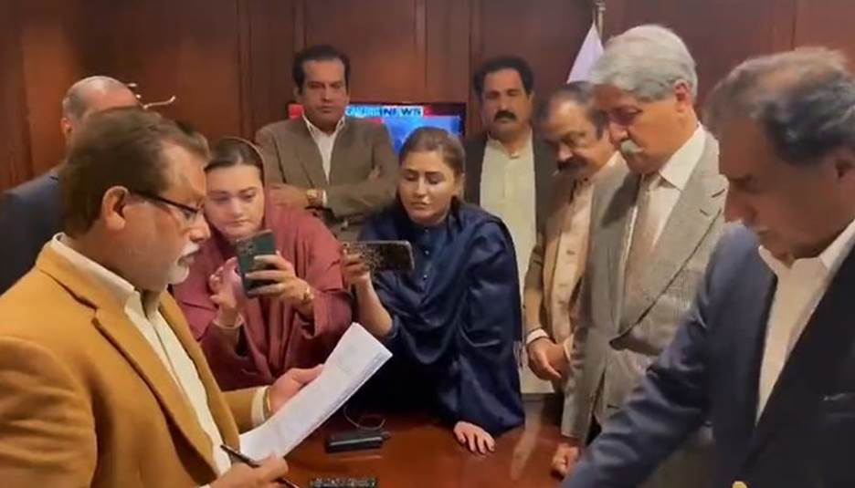 Opposition leaders submitting the no-confidence motion against Prime Minister Imran Khan in the National Assembly Secretariat in Islamabad, on March 8, 2022. &mdash; Twitter/@TalatHussain12